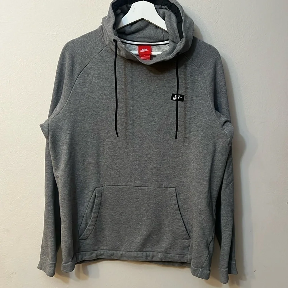 Nike Vintage hoodie red label/box Nike logo size L kangaroo pocket from 2016